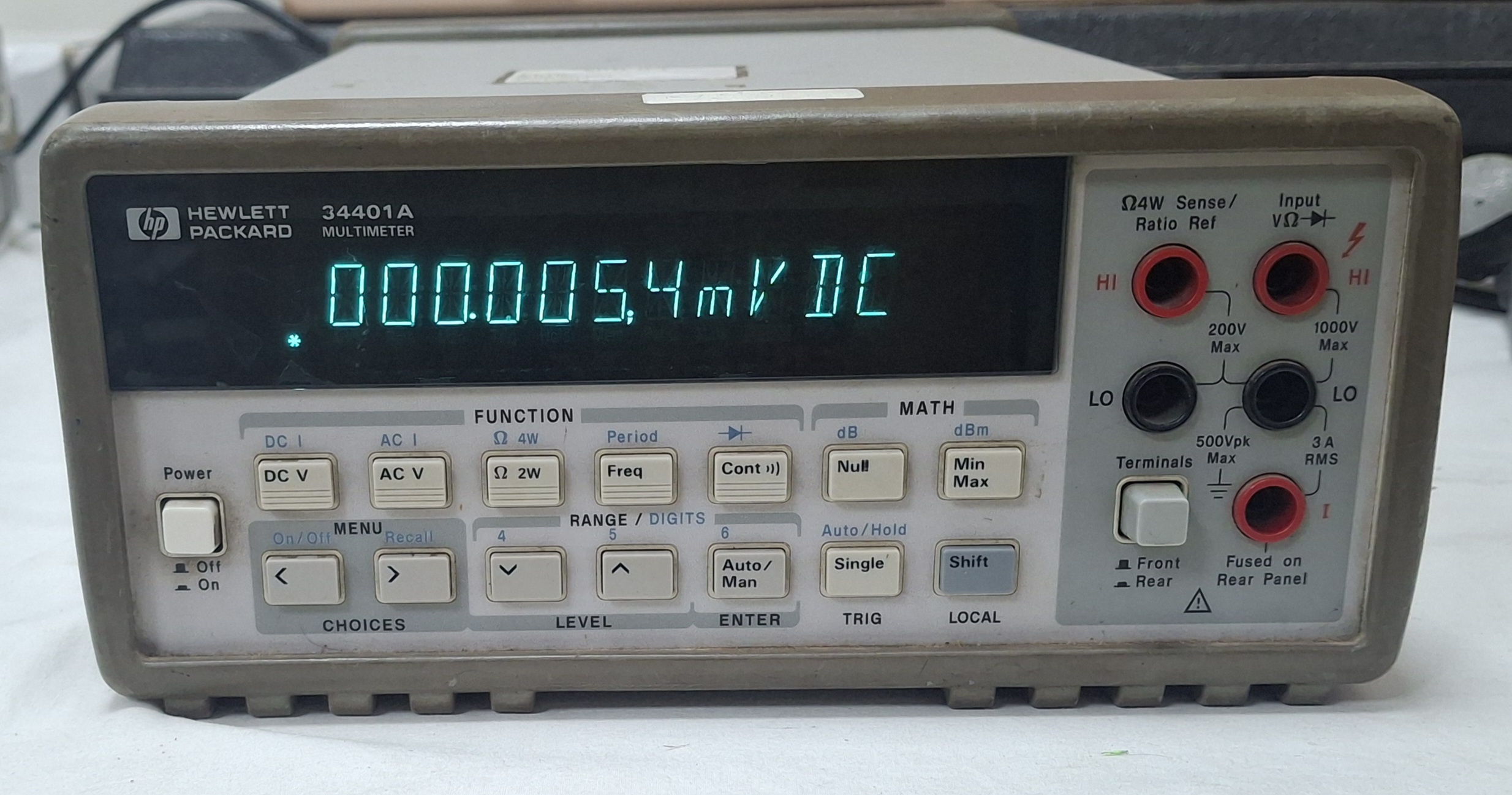 61/2 Digital Multimeter (hp34401A)