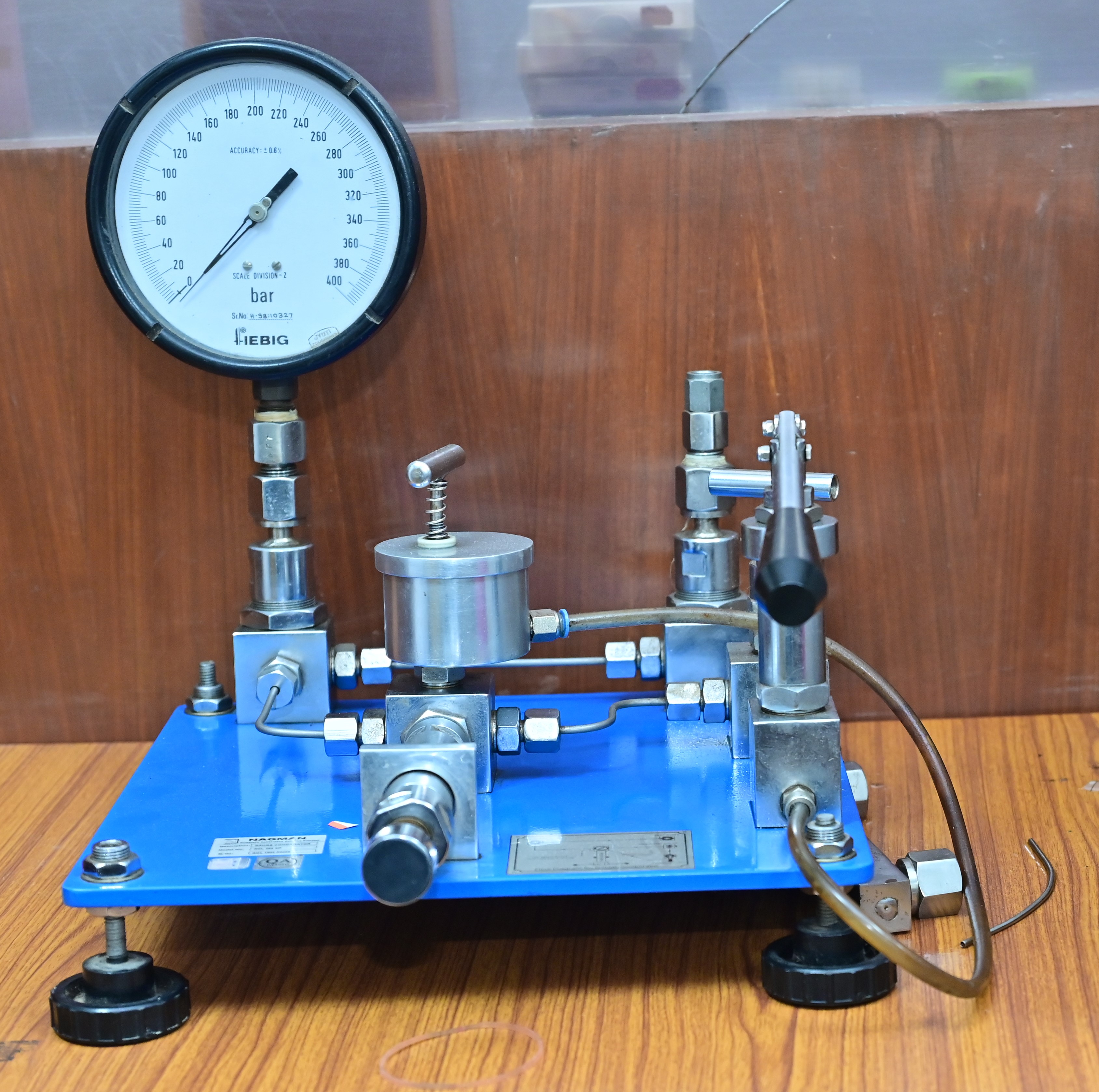 Pressure Gauge with comparator(5KPSIXP2)