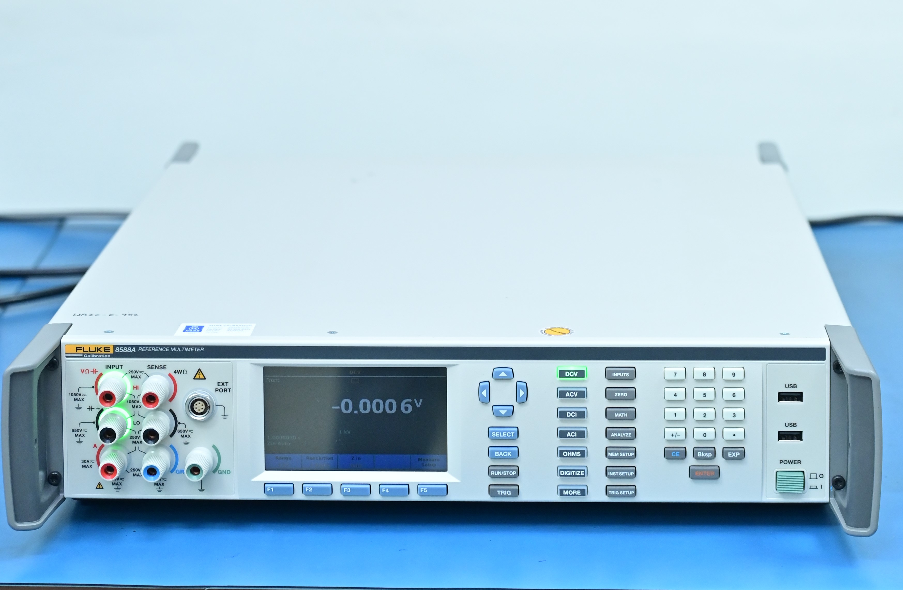 Reference Multimeter(Fluke,8588A)